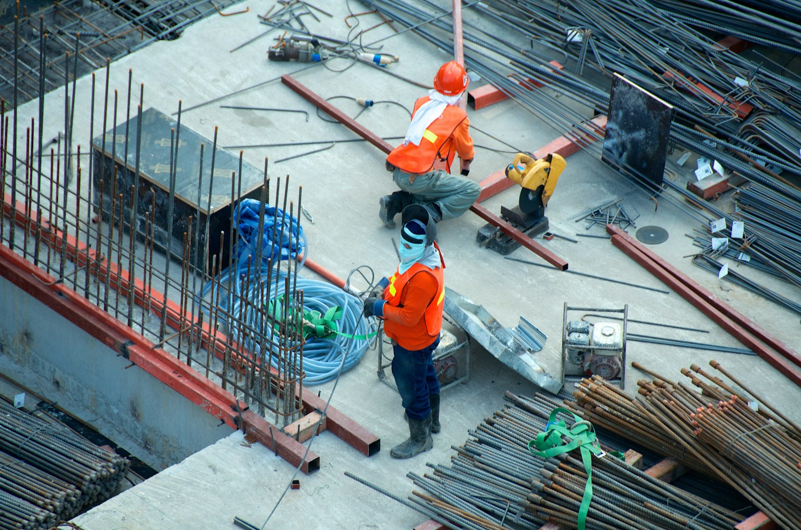 Illustrative stock photo of a warehouse metal roof, not a Pasadena plant or shop we roofed