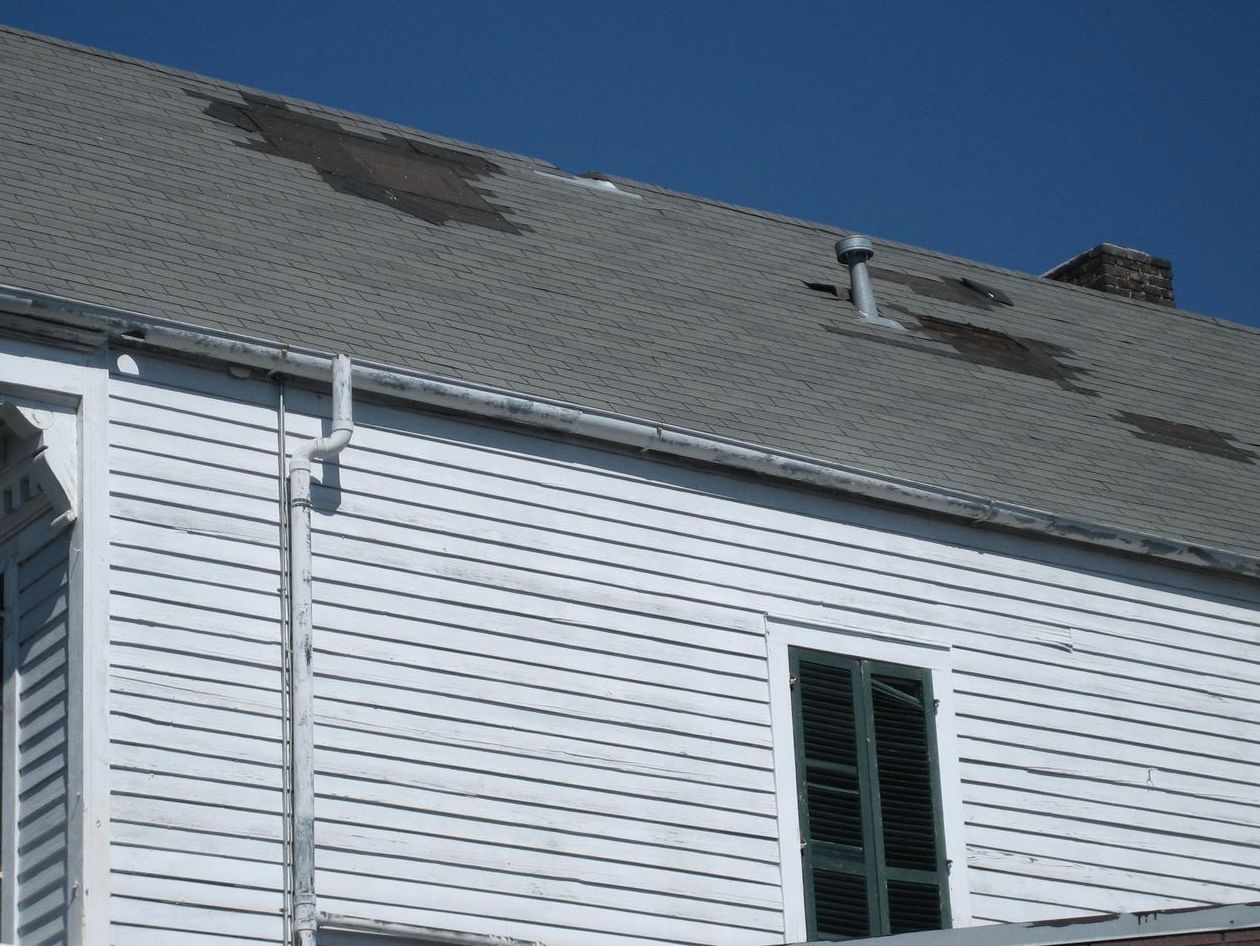 Roof work in East End, TX (illustrative)